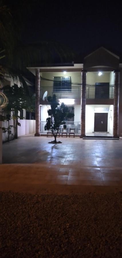 Fresh Air Lodge Sakumono Ngoại thất bức ảnh