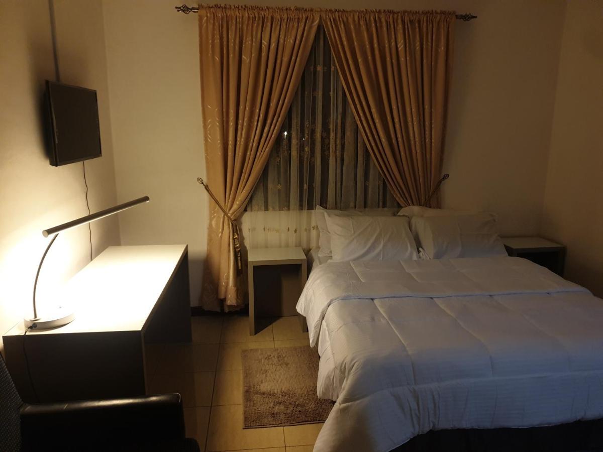 Fresh Air Lodge Sakumono Ngoại thất bức ảnh